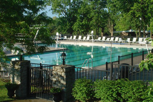 swimming pool at Winchester Country Club